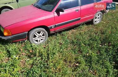 Седан Audi 100 1990 в 