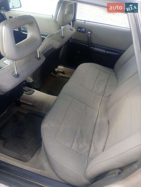 Седан Audi 100 1987 в Чернігові