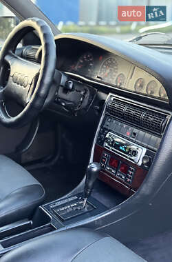 Седан Audi 100 1994 в Кременчуге