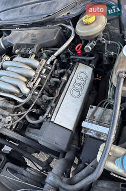 Седан Audi 100 1994 в Кременчуге