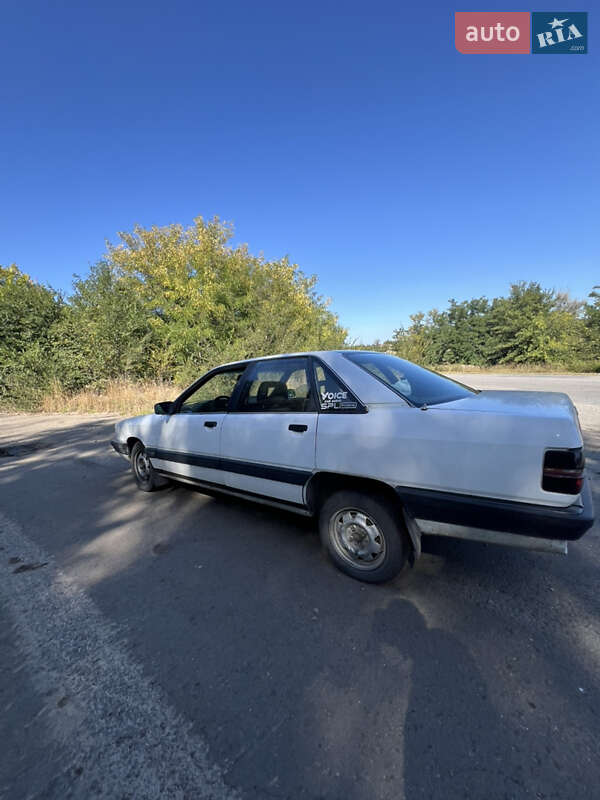 Седан Audi 100 1986 в Пещанке