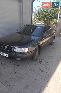 Седан Audi 100 1993 в 