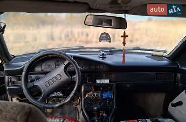 Седан Audi 100 1988 в Шацке