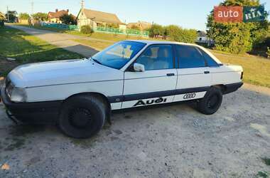 Седан Audi 100 1990 в 