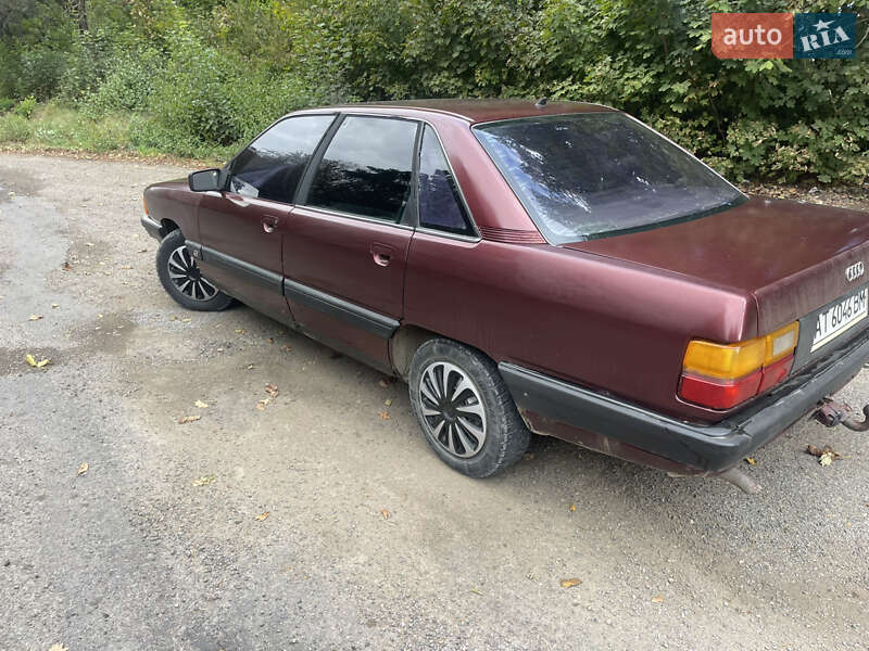 Седан Audi 100 1988 в Черновцах фото 2 Седан Audi 100 1988 в Черновцах