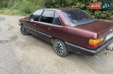 Седан Audi 100 1988 в 