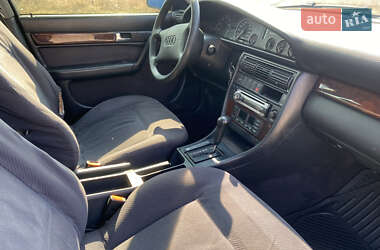 Седан Audi 100 1993 в 