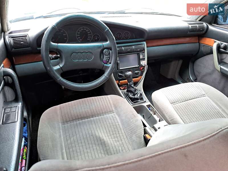 Седан Audi 100 1991 в Умани