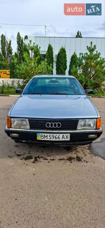 Седан Audi 100 1988 в Сумах