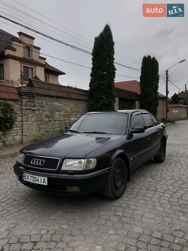 Седан Audi 100 1993 в Каменец-Подольском