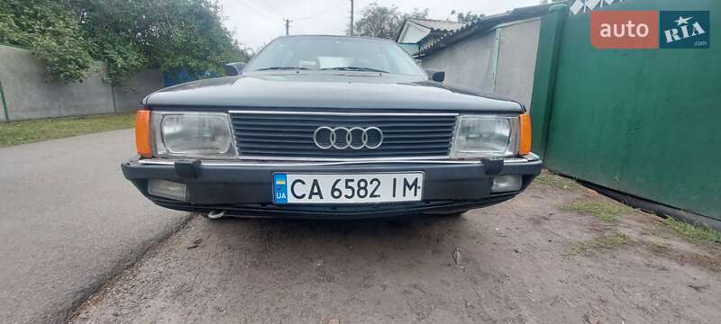 Audi 100 1986