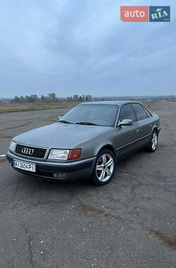 Седан Audi 100 1993 в Глухові