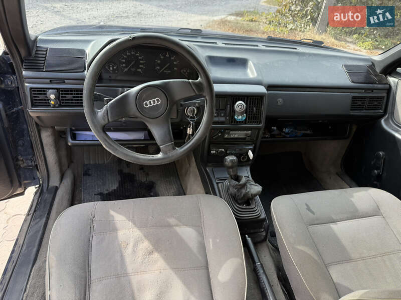Седан Audi 100 1987 в Днепре