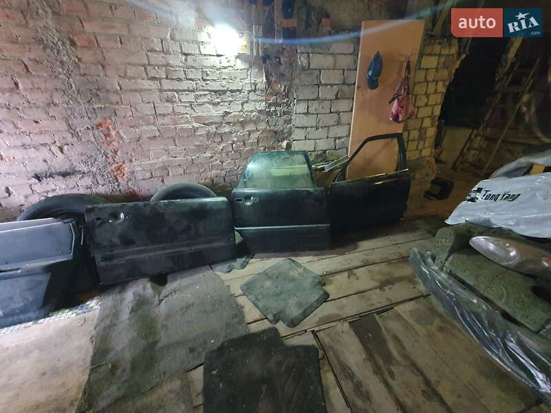 Седан Audi 100 1986 в Житомире