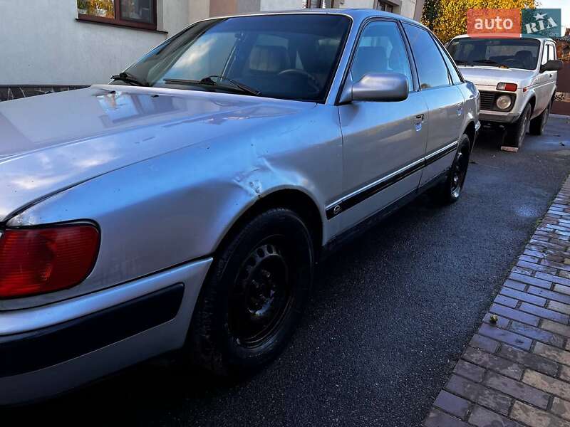 Седан Audi 100 1991 в Виннице