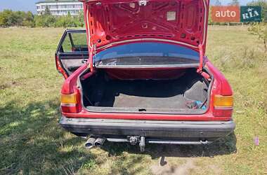 Седан Audi 100 1988 в Івано-Франківську