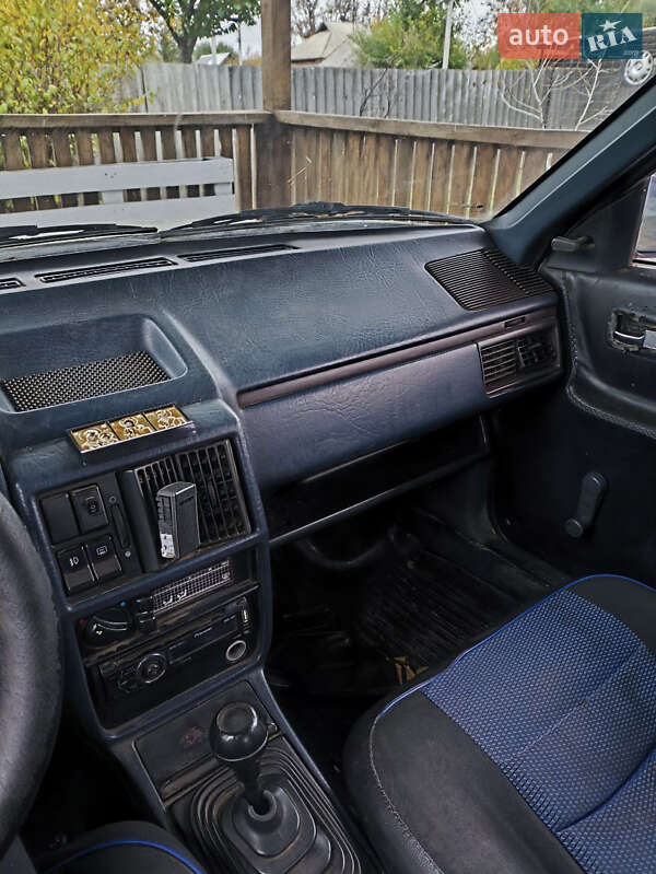 Седан Audi 100 1986 в Смеле