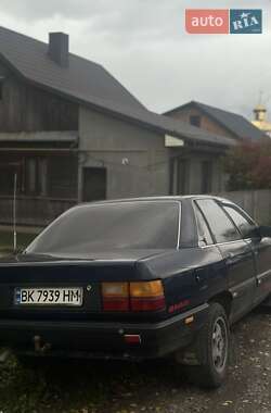Седан Audi 100 1989 в Рівному