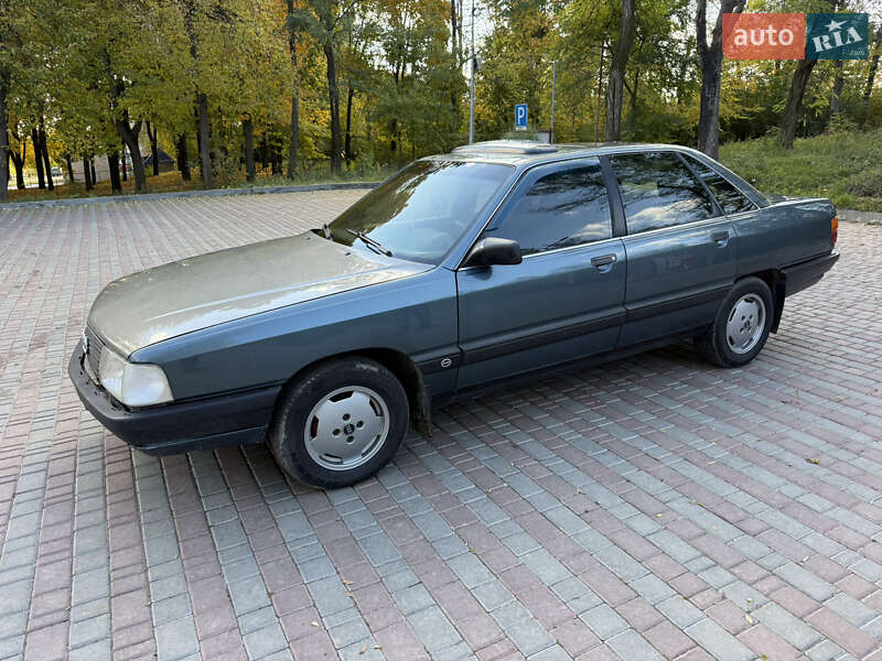 Седан Audi 100 1990 в Ладыжине фото 3 Седан Audi 100 1990 в Ладыжине