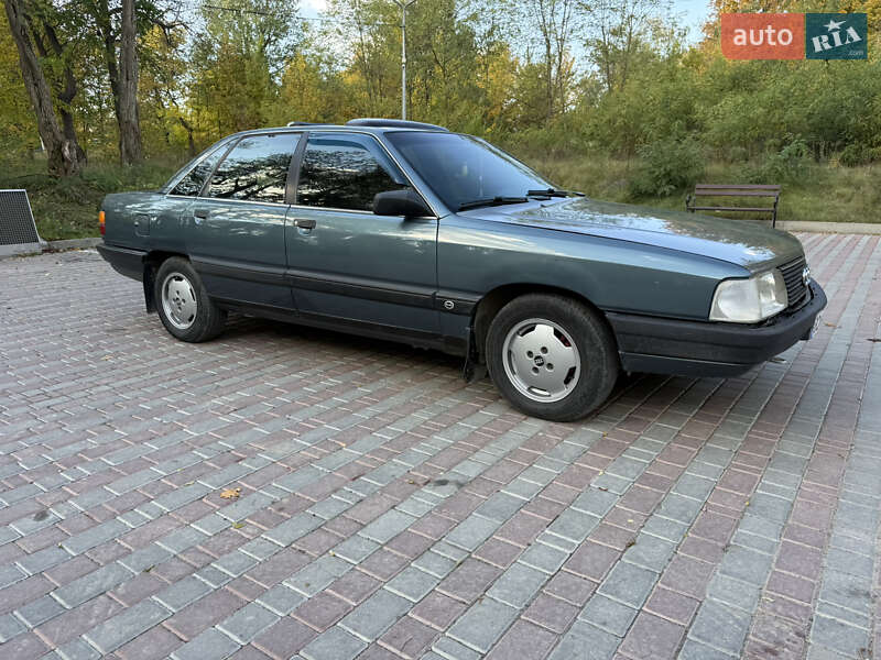 Седан Audi 100 1990 в Ладыжине фото 14 Седан Audi 100 1990 в Ладыжине