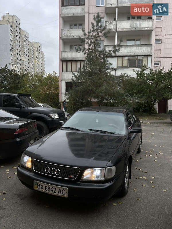 Седан Audi 100 1992 в Києві