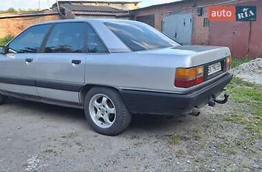 Седан Audi 100 1990 в 