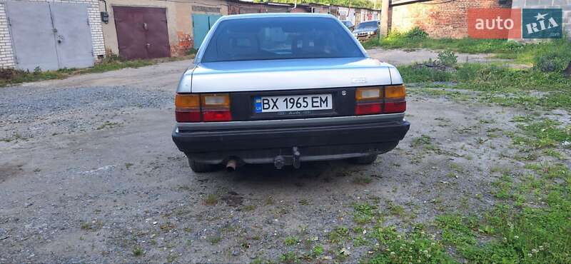 Седан Audi 100 1990 в Шепетівці