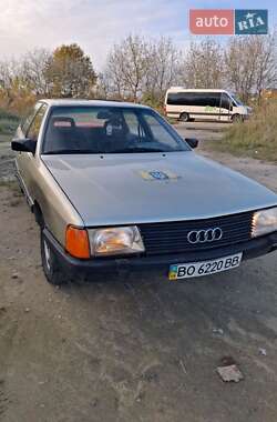Седан Audi 100 1986 в 