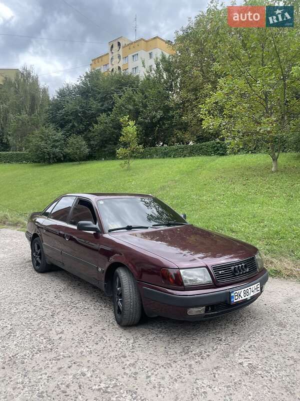 Седан Audi 100 1993 в Рівному