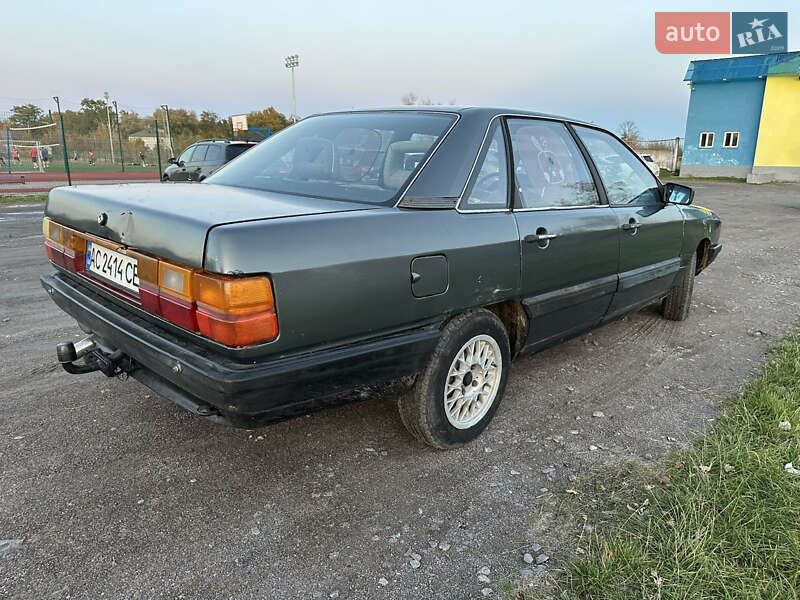 Седан Audi 100 1985 в Любомле фото 5 Седан Audi 100 1985 в Любомле