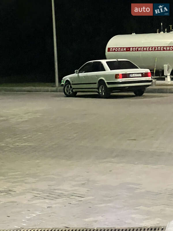 Седан Audi 100 1993 в Гайсине