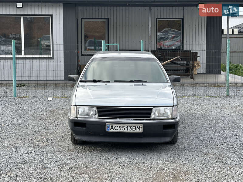 Седан Audi 100 1984 в Ровно