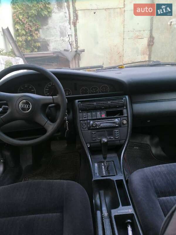 Седан Audi 100 1993 в Киеве фото 7 Седан Audi 100 1993 в Киеве