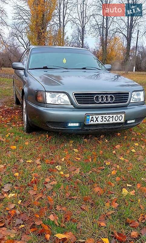 Седан Audi 100 1991 в Краснограді