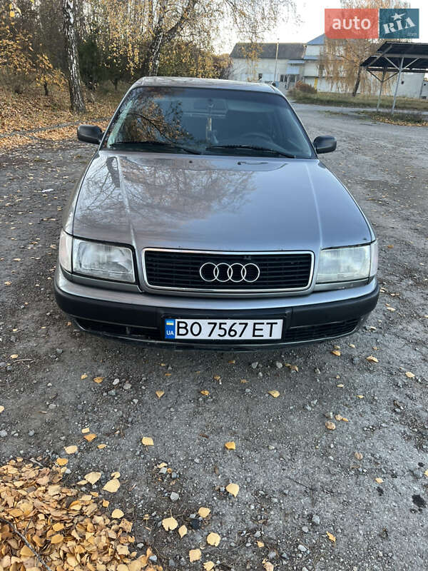 Седан Audi 100 1991 в Копычинце