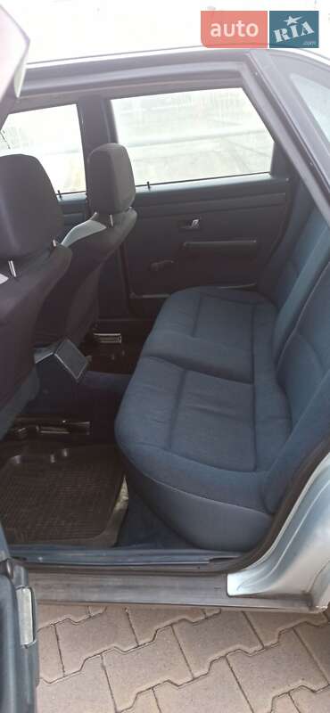 Седан Audi 100 1989 в Киеве