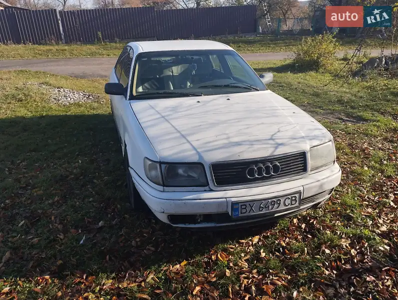 Audi 100