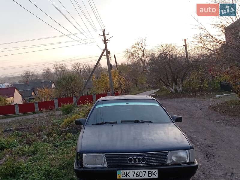 Седан Audi 100 1986 в Гощі фото 6 Седан Audi 100 1986 в Гощі