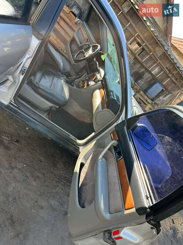 Седан Audi 100 1991 в Бобрке