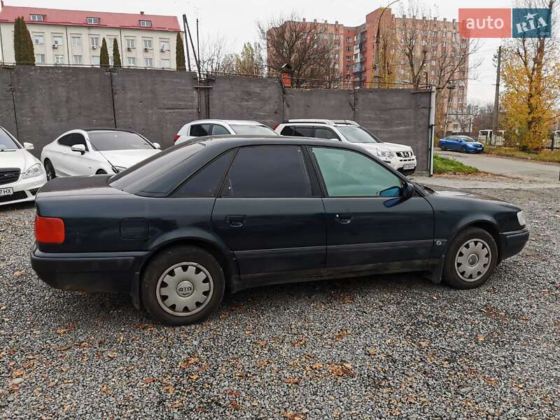 Седан Audi 100 1992 в Хмельницком