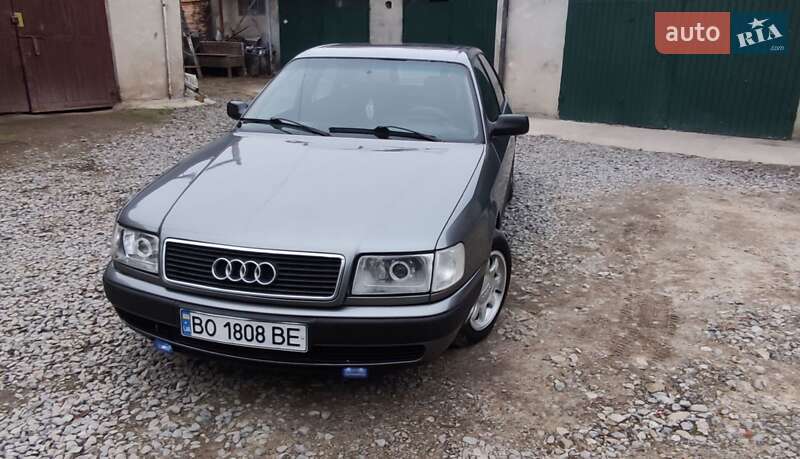 Седан Audi 100 1991 в Чорткове
