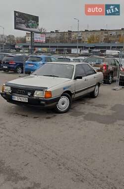 Седан Audi 100 1986 в Полтаві