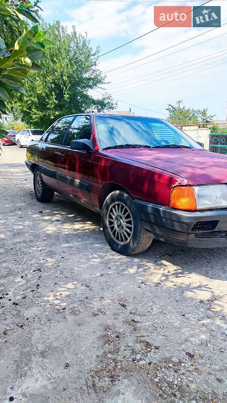 Седан Audi 100 1987 в Запорожье