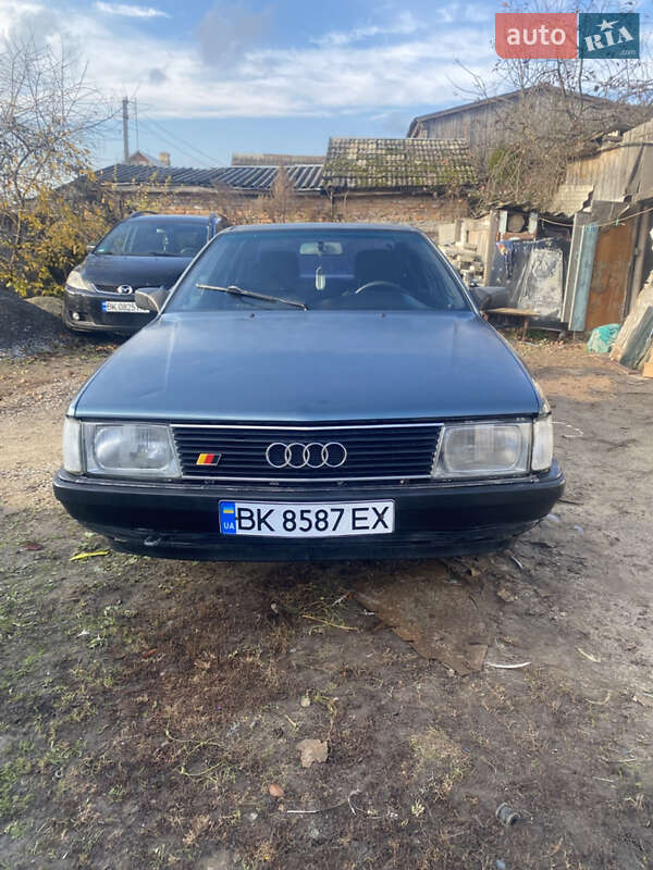 Audi 100 1990
