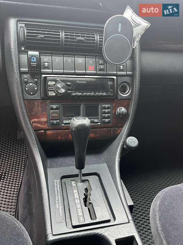 Седан Audi 100 1994 в Києві фото 12 Седан Audi 100 1994 в Києві