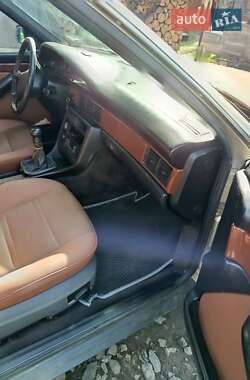 Седан Audi 100 1989 в Луцке