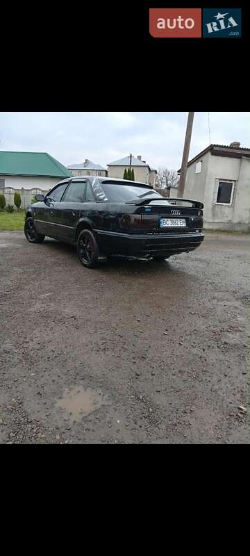 Седан Audi 100 1992 в Рудки