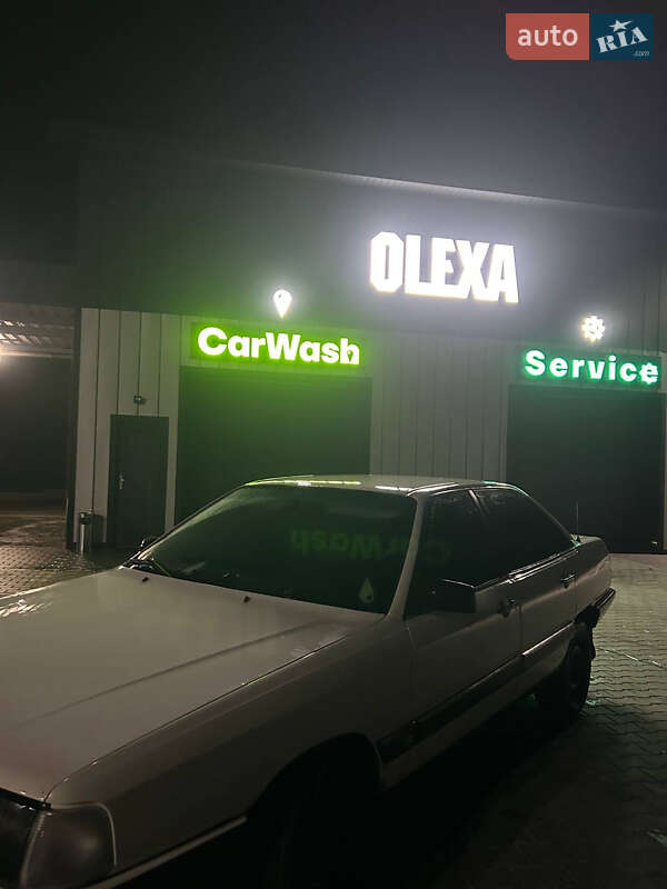 Седан Audi 100 1986 в Володимирі фото 4 Седан Audi 100 1986 в Володимирі