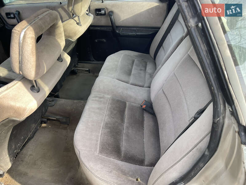 Седан Audi 100 1988 в Кам'янець-Подільському фото 12 Седан Audi 100 1988 в Кам'янець-Подільському