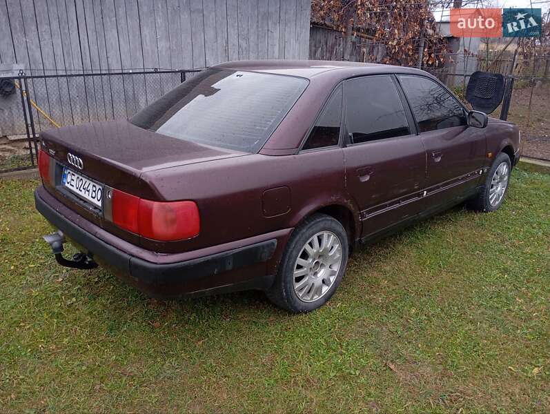 Седан Audi 100 1991 в Вижниці